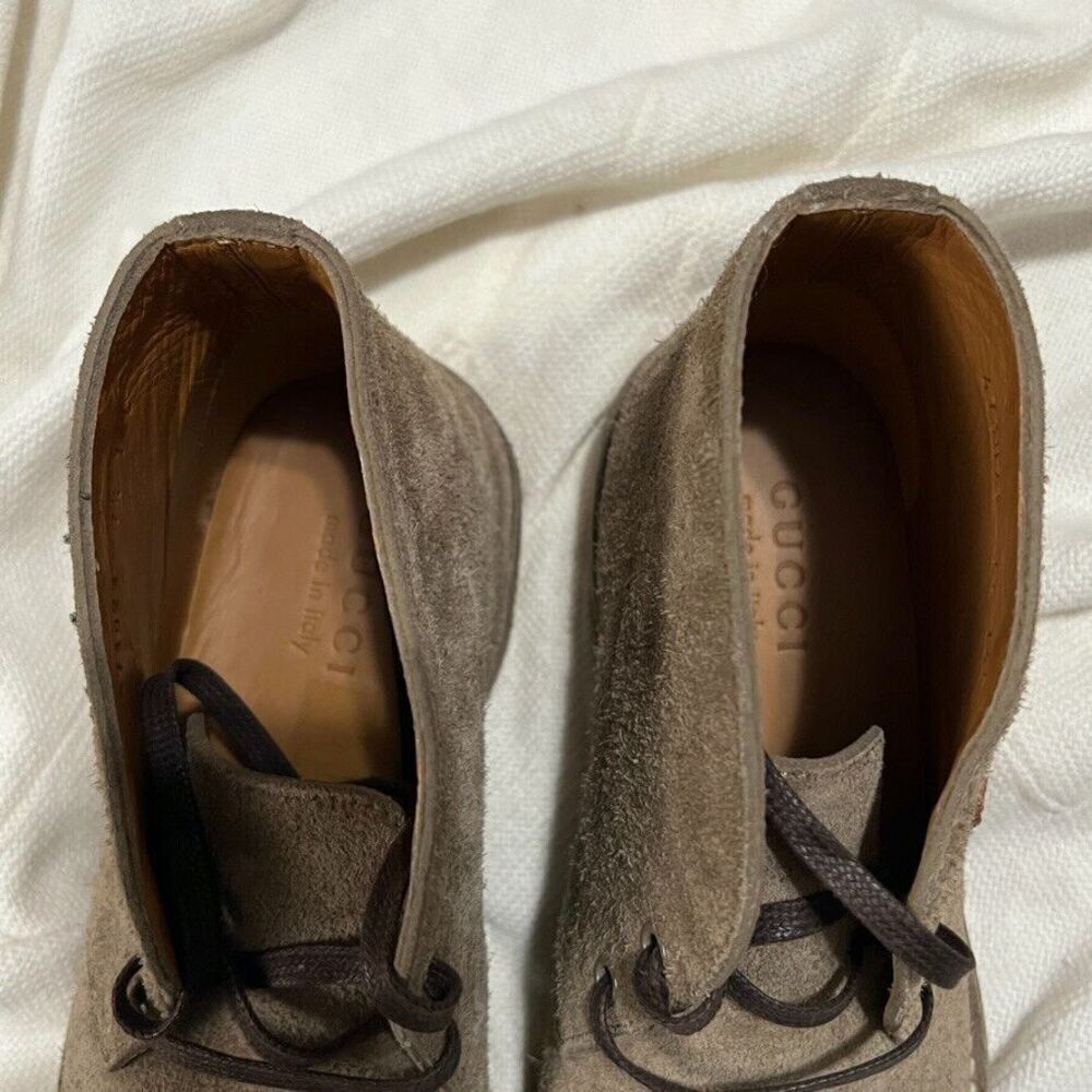 Gucci Moreau Embroidered Suede Chukka Boots Men's 7.5 NEW - Picture 3 of 11